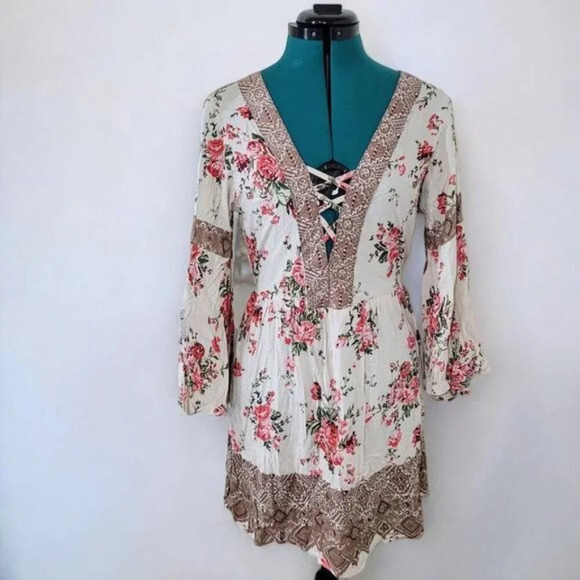 Angie Dresses & Skirts - Angie Deep V-Neck Floral Cottagecore Boho Mini Dress - Size Small